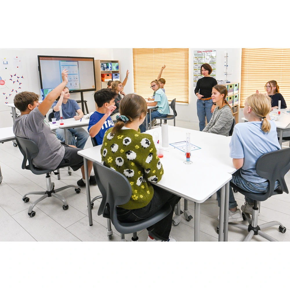 Ein gutes Klassenzimmer lebt von einer vielseitigen Schulausstattung.